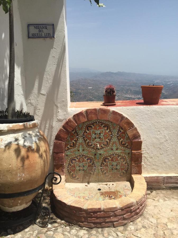 Hotel-Museo Molino De Los Abuelos Comares Εξωτερικό φωτογραφία